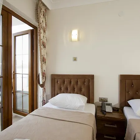 Reis Hotel 3*