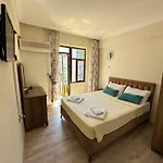 Reis Hotel 3*